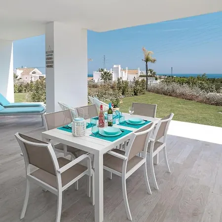 Beautiful At Alcazaba Lagoon Daire